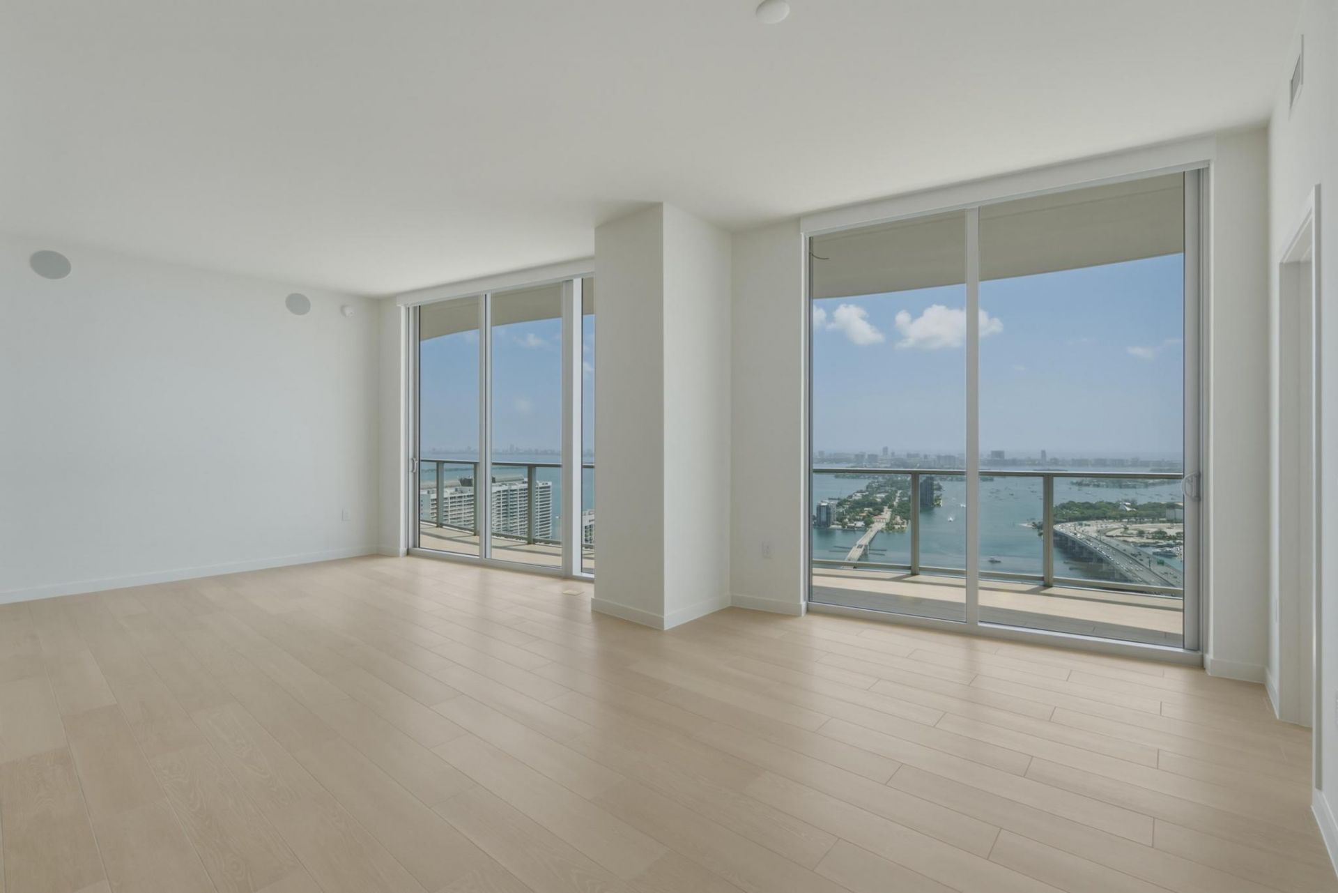 1400 Biscayne Boulevard, Unit 4304, Miami, FL 33132 Photo