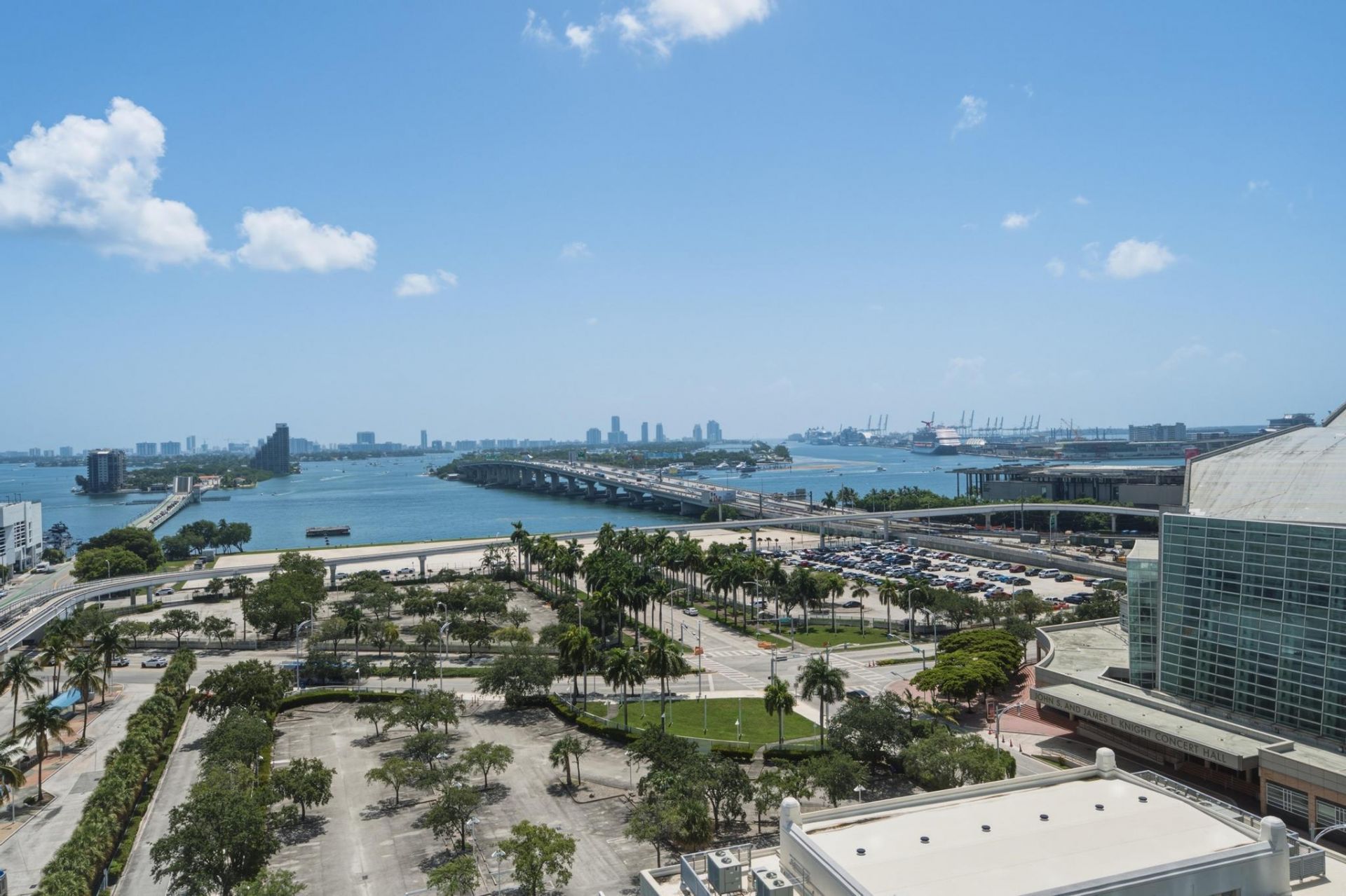 1400 Biscayne Boulevard, Unit 4304, Miami, FL 33132 Photo
