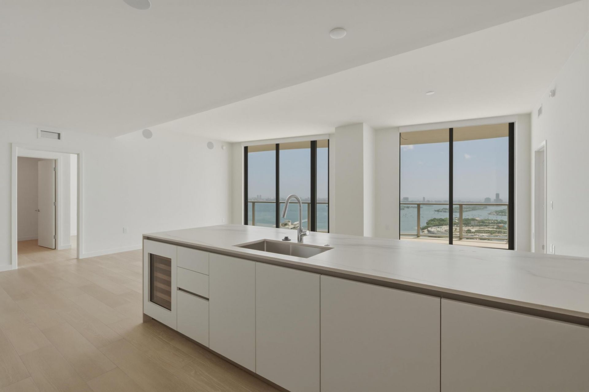 1400 Biscayne Boulevard, Unit 4304, Miami, FL 33132 Photo