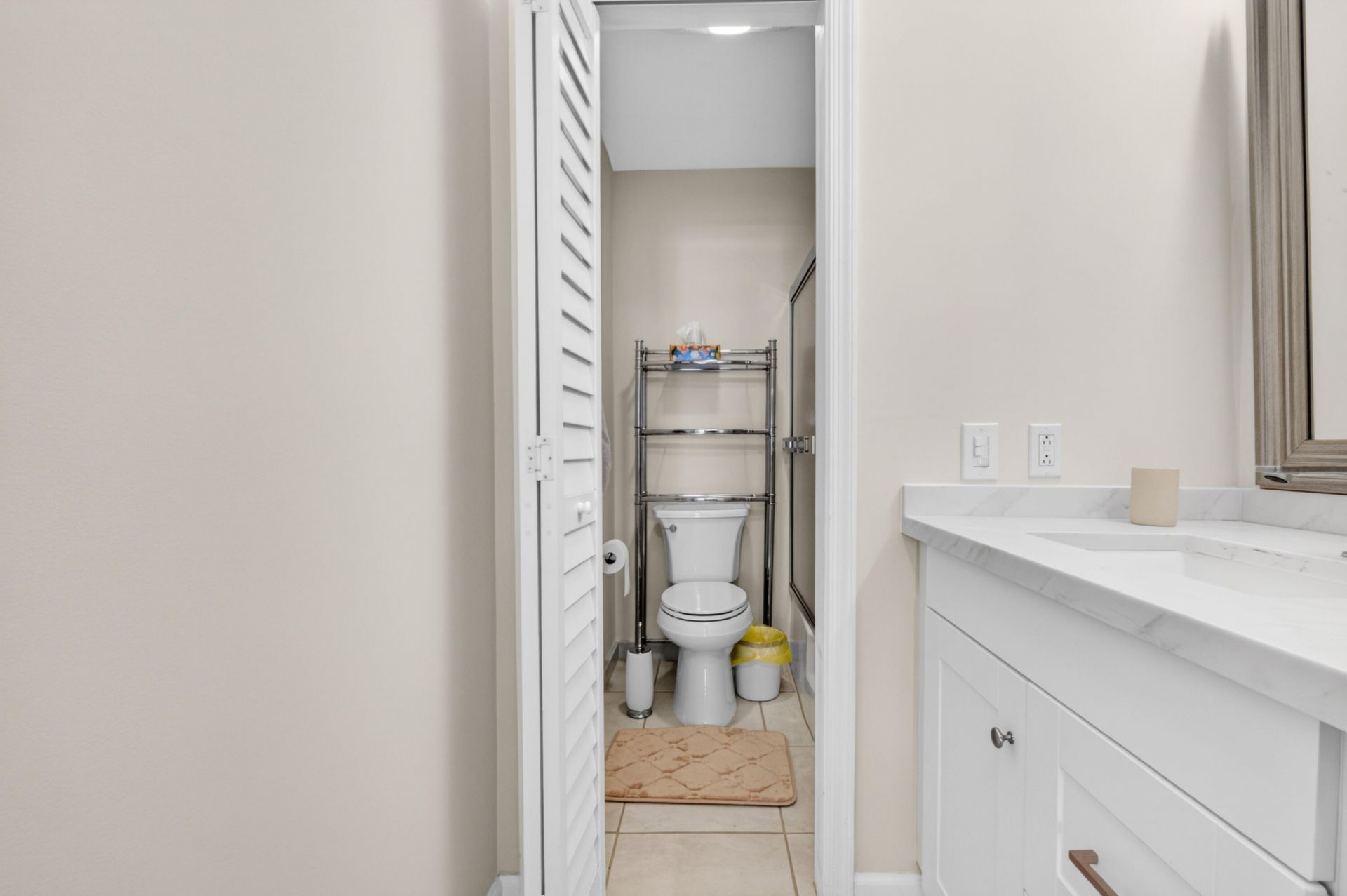 6359 Bay Club Drive, Unit 2, Fort Lauderdale, FL 33308 Photo