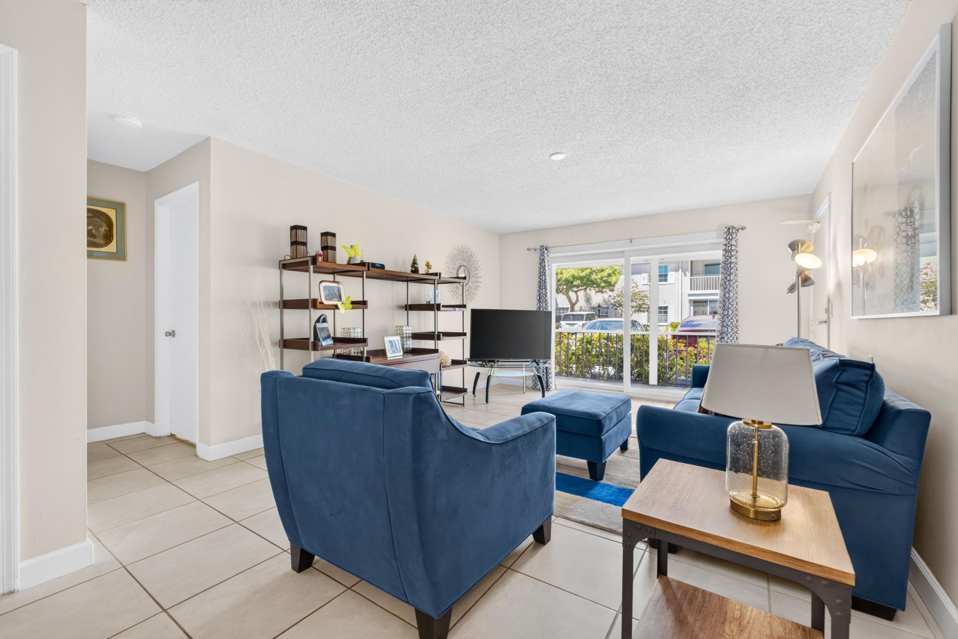 6359 Bay Club Drive, Unit 2, Fort Lauderdale, FL 33308 Photo