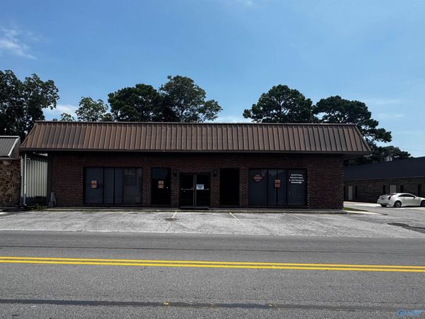 305 N Carlisle Street, Albertville, AL 35950