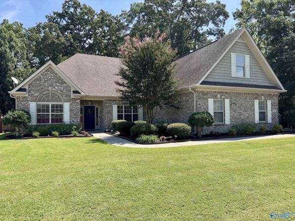 125 Summitridge, Madison, AL 35757
