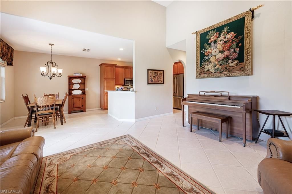 3911 Aurora Ct, Naples, FL 34116 Photo