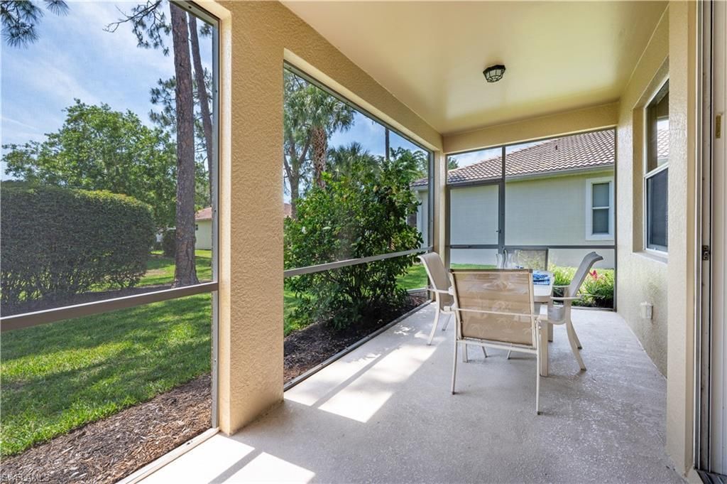 3911 Aurora Ct, Naples, FL 34116 Photo