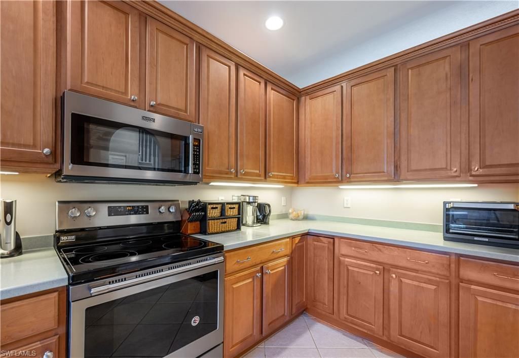 3911 Aurora Ct, Naples, FL 34116 Photo