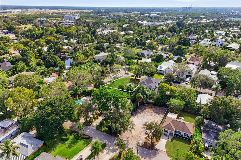 1165 8th Ter N, Naples, FL 34102 Photo