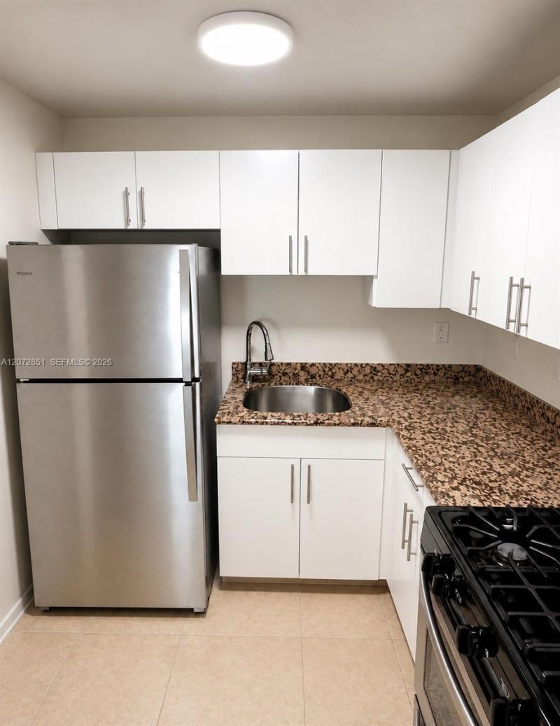 14500 SW 88th Ave, Unit 227, Palmetto Bay, FL 33176 Photo