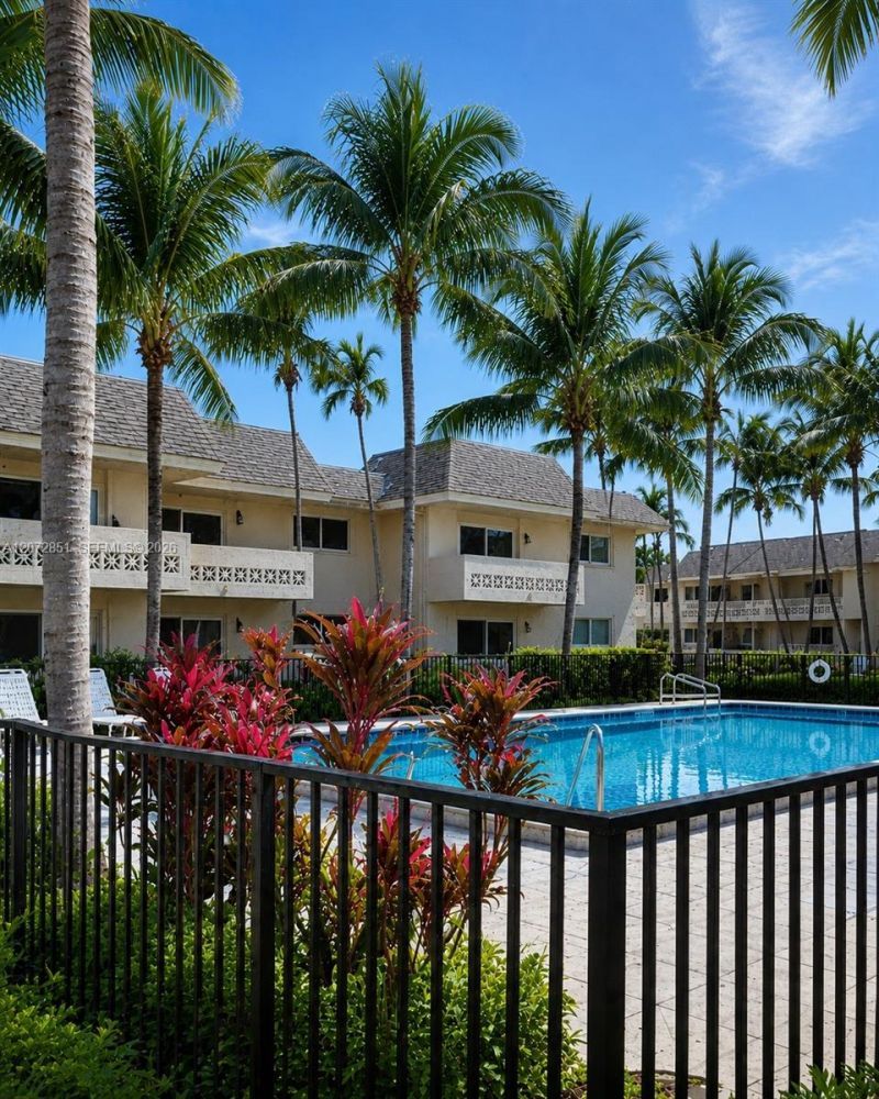 14500 SW 88th Ave, Unit 227, Palmetto Bay, FL 33176 Photo