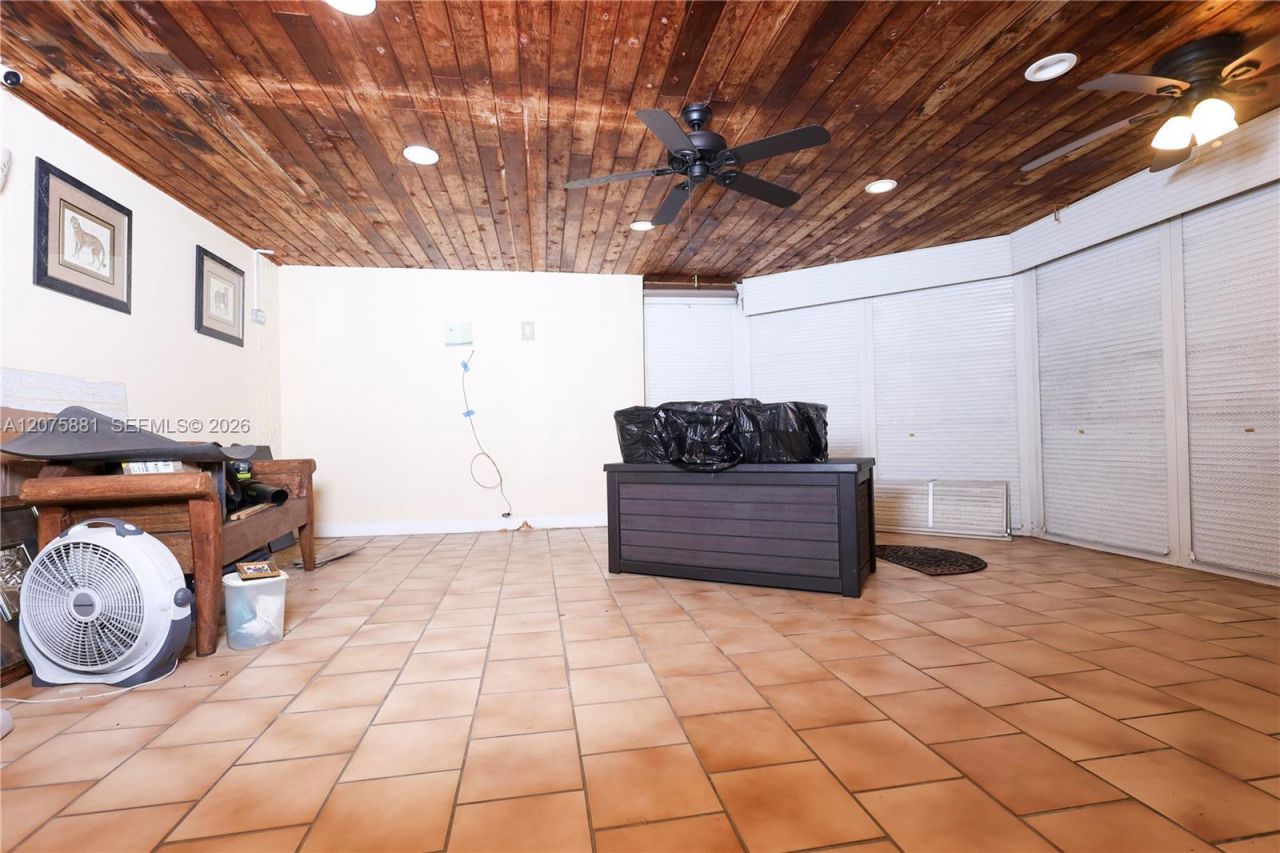 8050 Palmetto Palm Cir , Unit 55, Tamarac, FL 33321 Photo