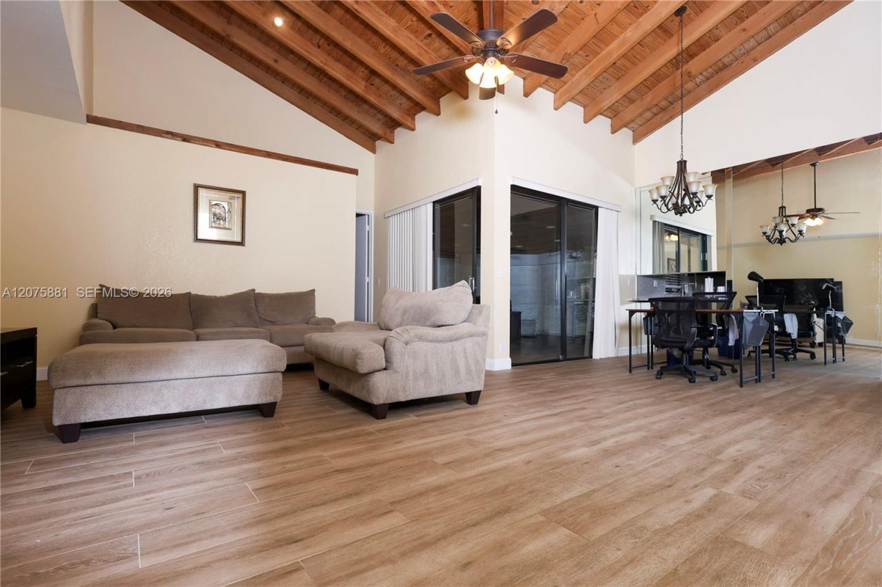 8050 Palmetto Palm Cir , Unit 55, Tamarac, FL 33321 Photo