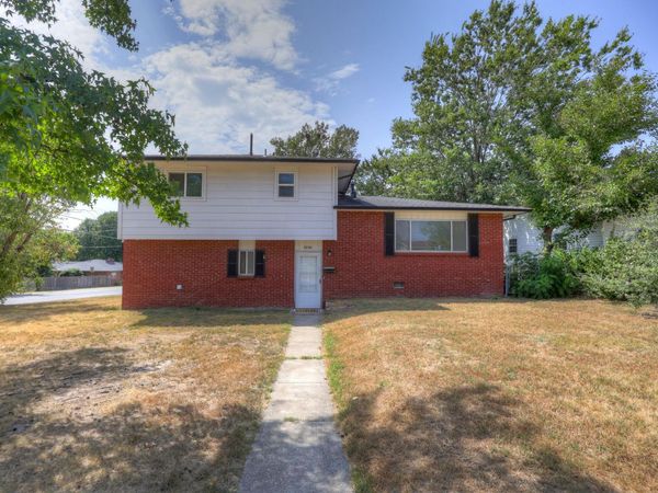 2530 New Hampshire Avenue , Joplin, MO 64804