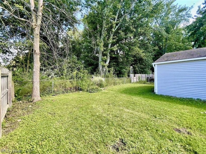 4885 Lear Nagle Road, North Ridgeville, OH 44039 Photo 25
