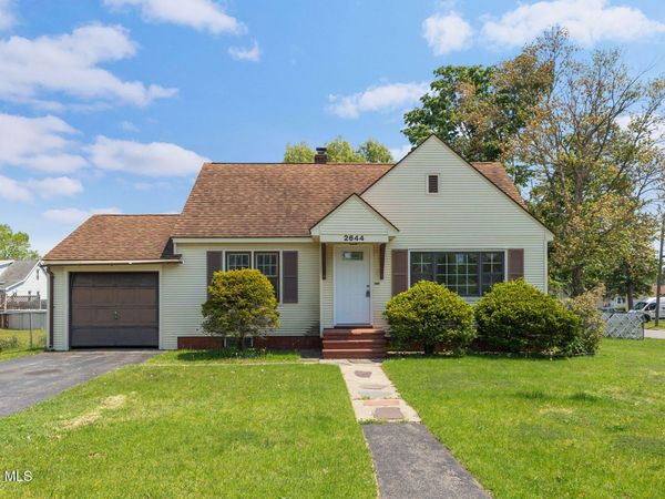 2644 Van Dyke Avenue, Schenectady, NY 12306