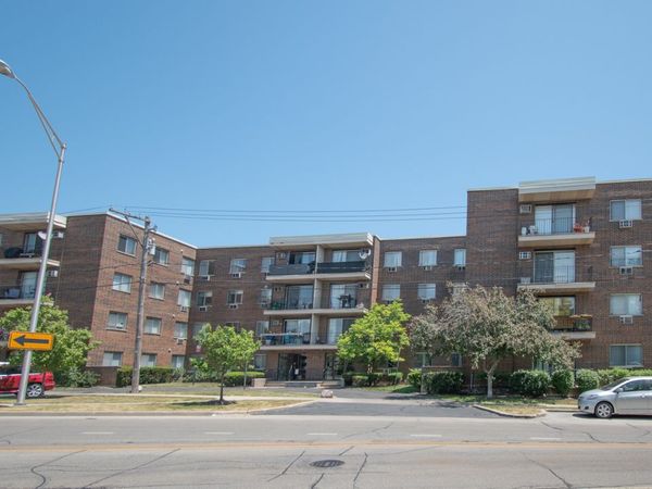 9445 Kenton Avenue , Unit 406, Skokie, IL 60076