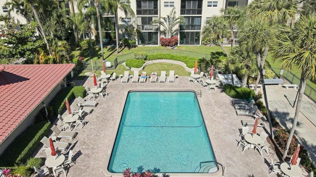2350 NE 14th St Causeway, Unit 209, Pompano Beach, FL 33062 Photo