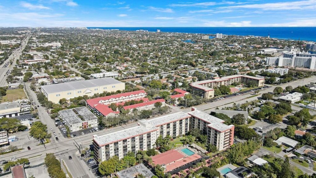 2350 NE 14th St Causeway, Unit 209, Pompano Beach, FL 33062 Photo