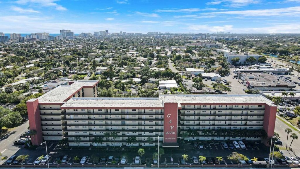 2350 NE 14th St Causeway, Unit 209, Pompano Beach, FL 33062 Photo