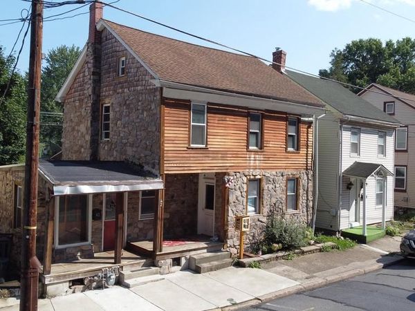 42 E WYOMISSING AVENUE, MOHNTON, PA 19540
