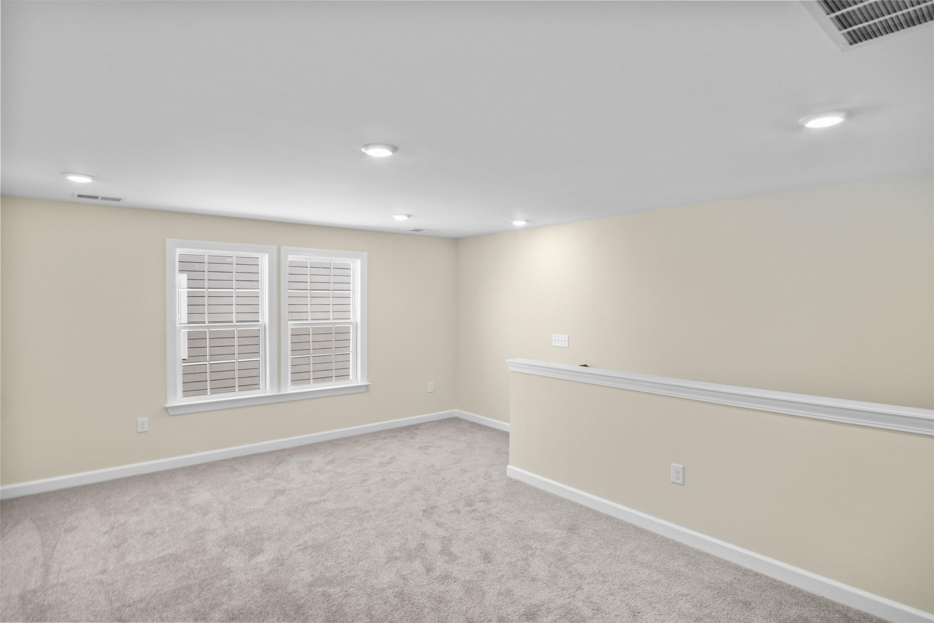 435 Starlit Way  Photo 14