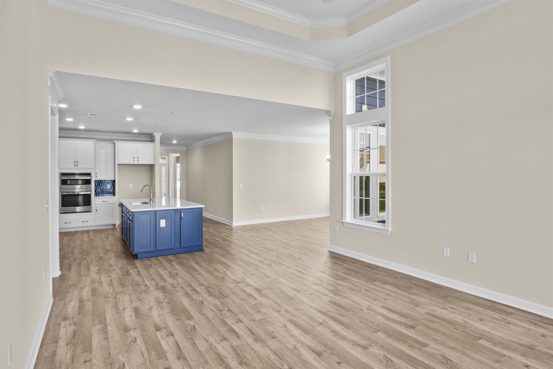 435 Starlit Way  Photo 7