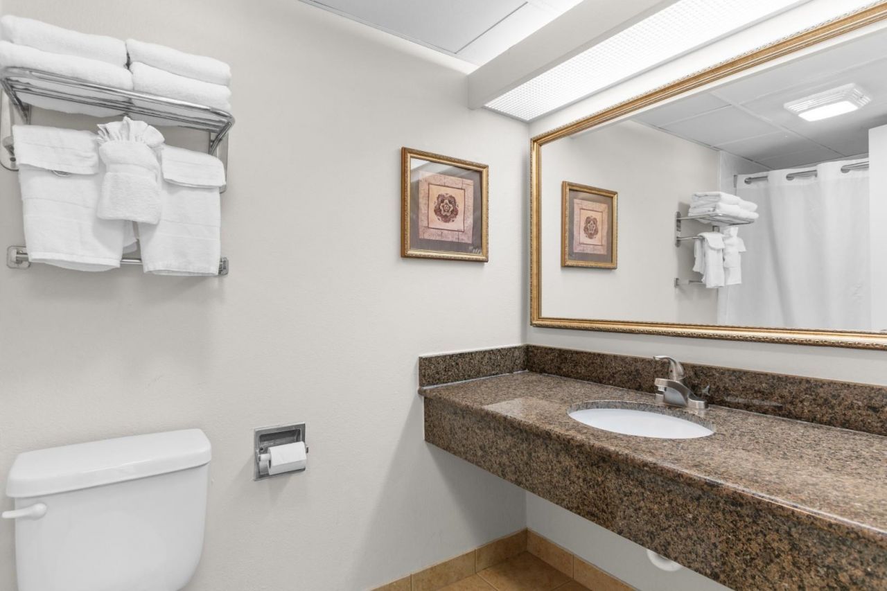 1105 S Ocean Blvd. Photo 10