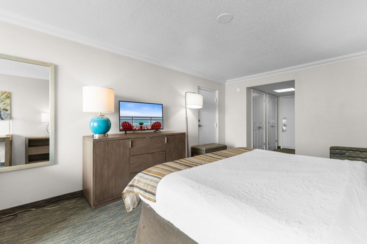 1105 S Ocean Blvd. Photo 6