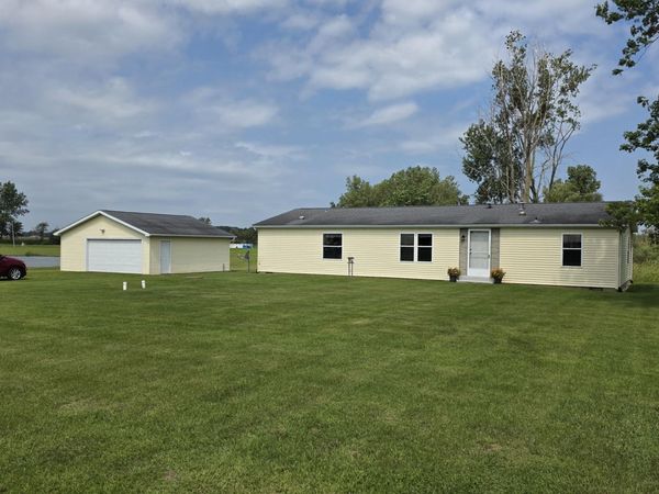 11960 County Road K , Wauseon, OH 43567