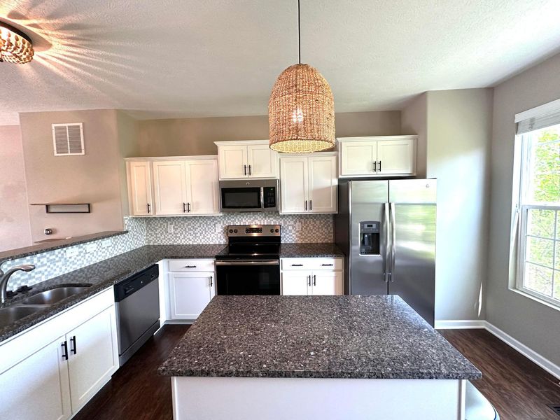 5545 Eagle River Drive , Unit 649, Dublin, OH 43016 Photo 8