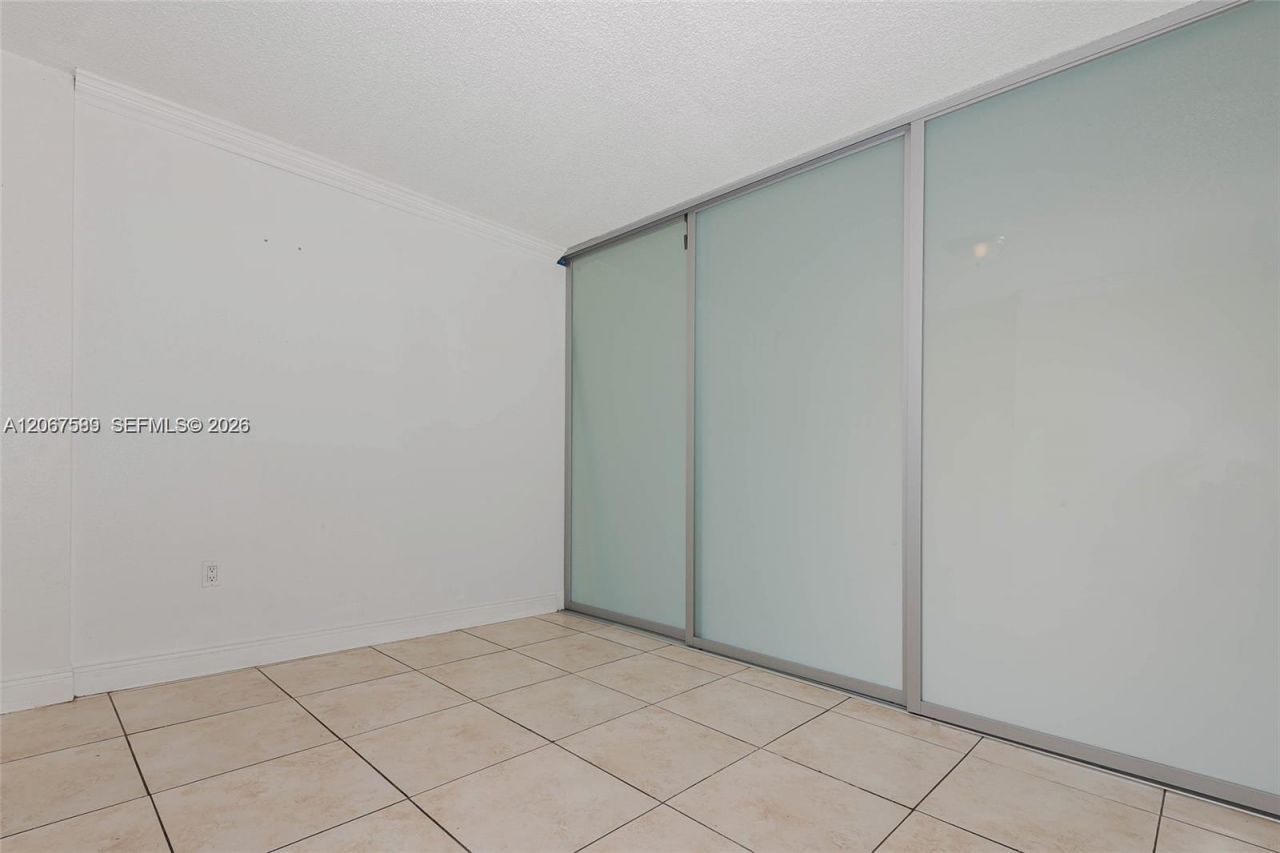 1805 Sans Souci Blvd, Unit 532, North Miami, FL 33181 Photo