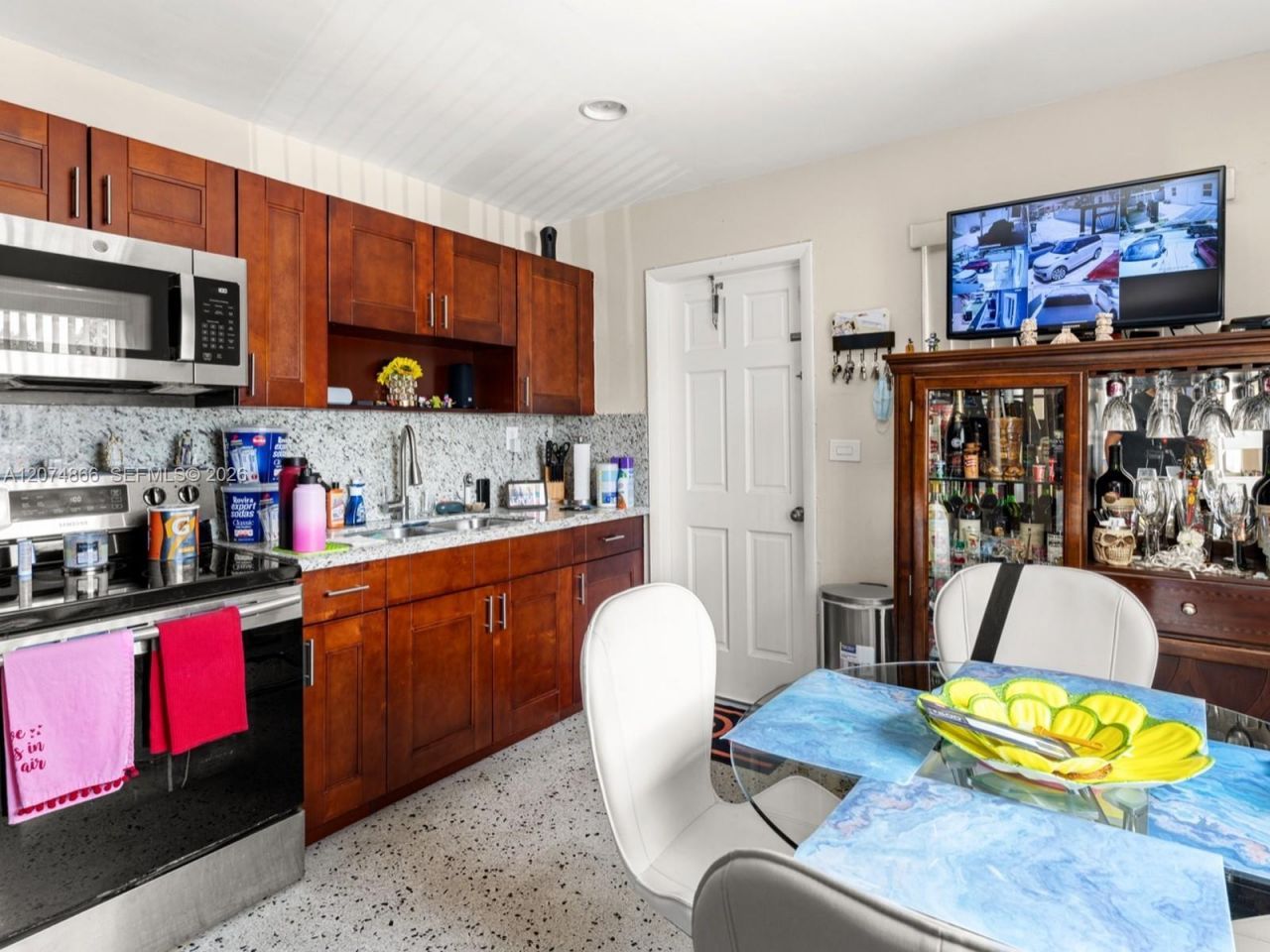 740 NW 32nd Ct , Miami, FL 33125 Photo
