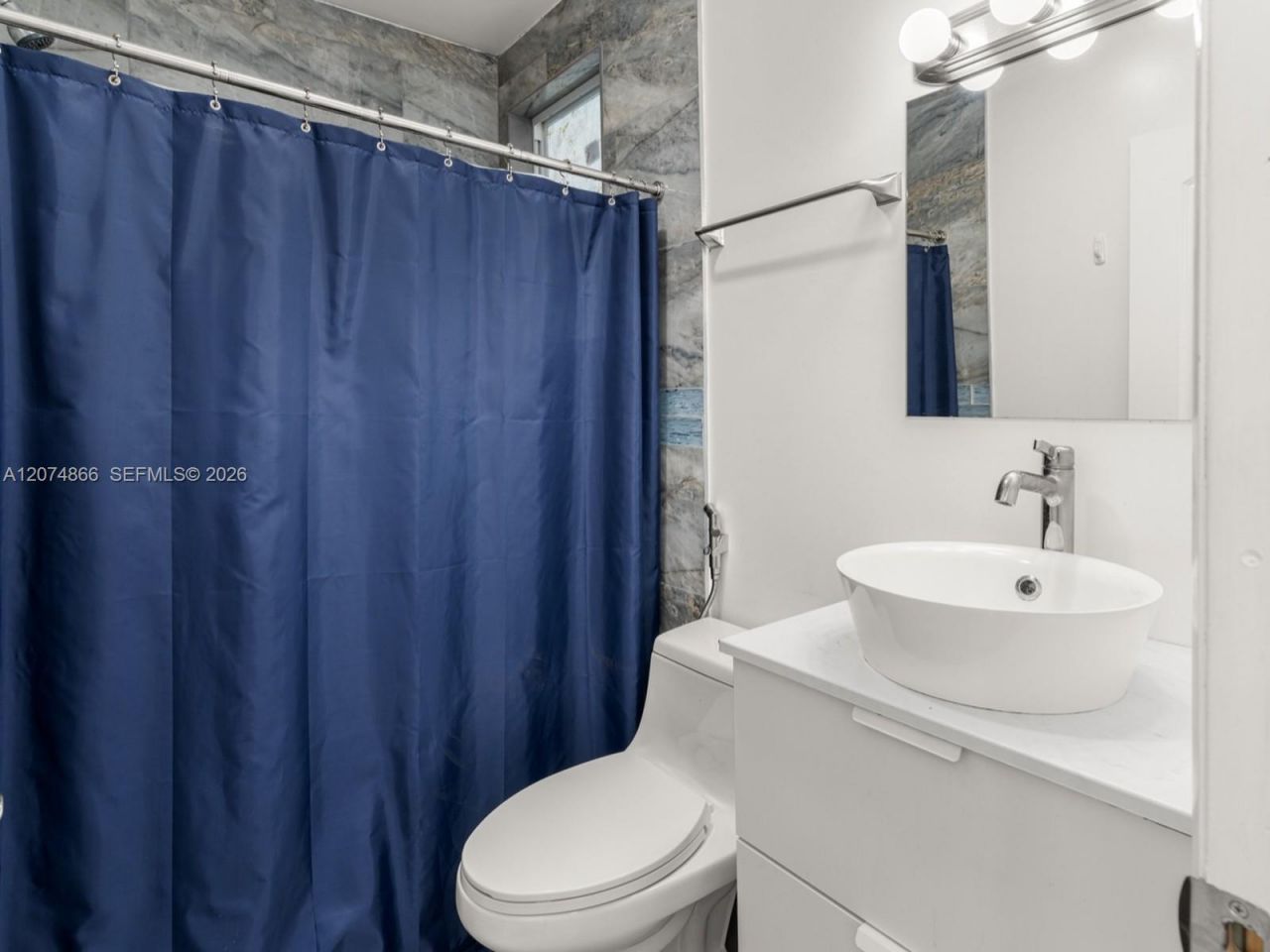 740 NW 32nd Ct , Miami, FL 33125 Photo