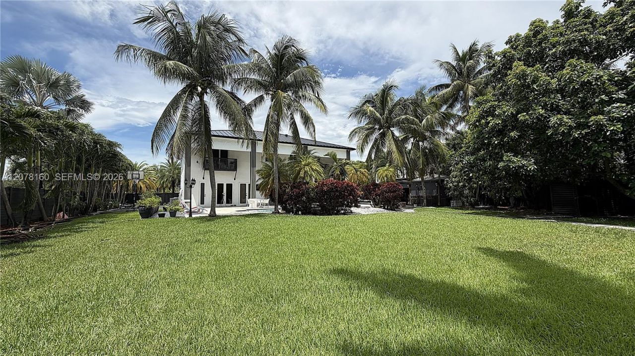 8211 SW 122nd Ave , Miami, FL 33183 Photo