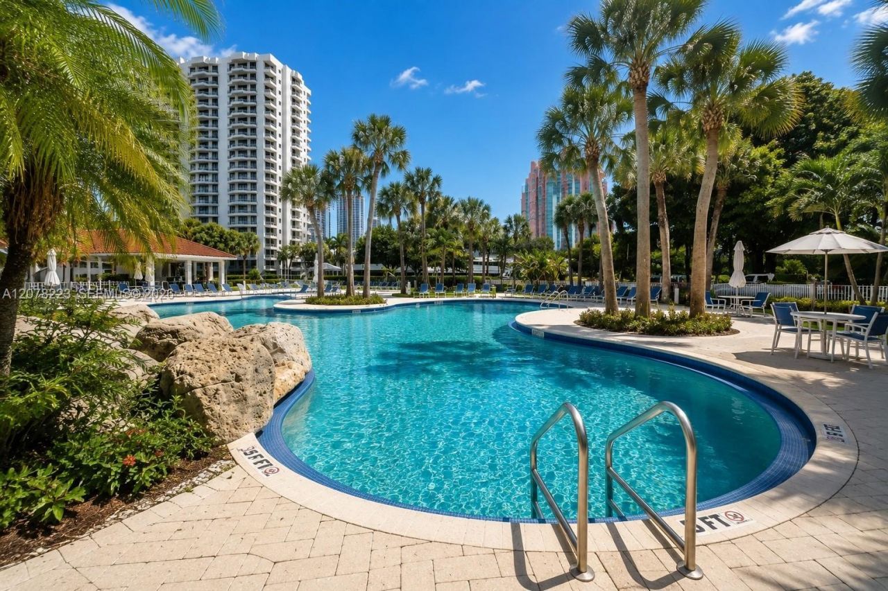 3300 NE 191st St, Unit PH16, Aventura, FL 33180 Photo