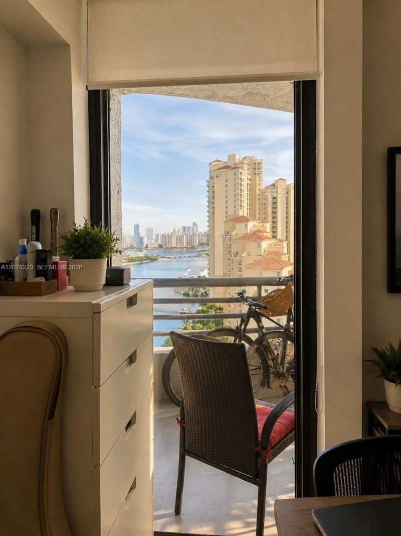 3300 NE 191st St, Unit PH16, Aventura, FL 33180 Photo