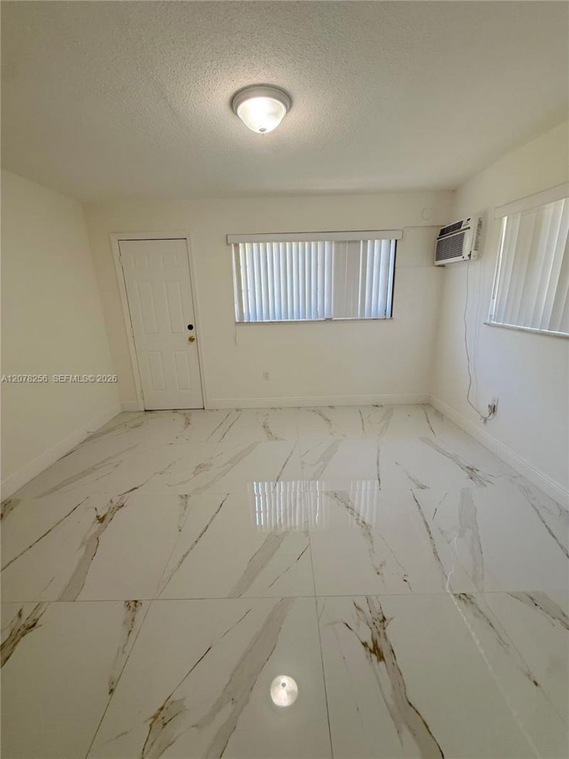 536 Euclid Ave, Unit 9, Miami Beach, FL 33139 Photo