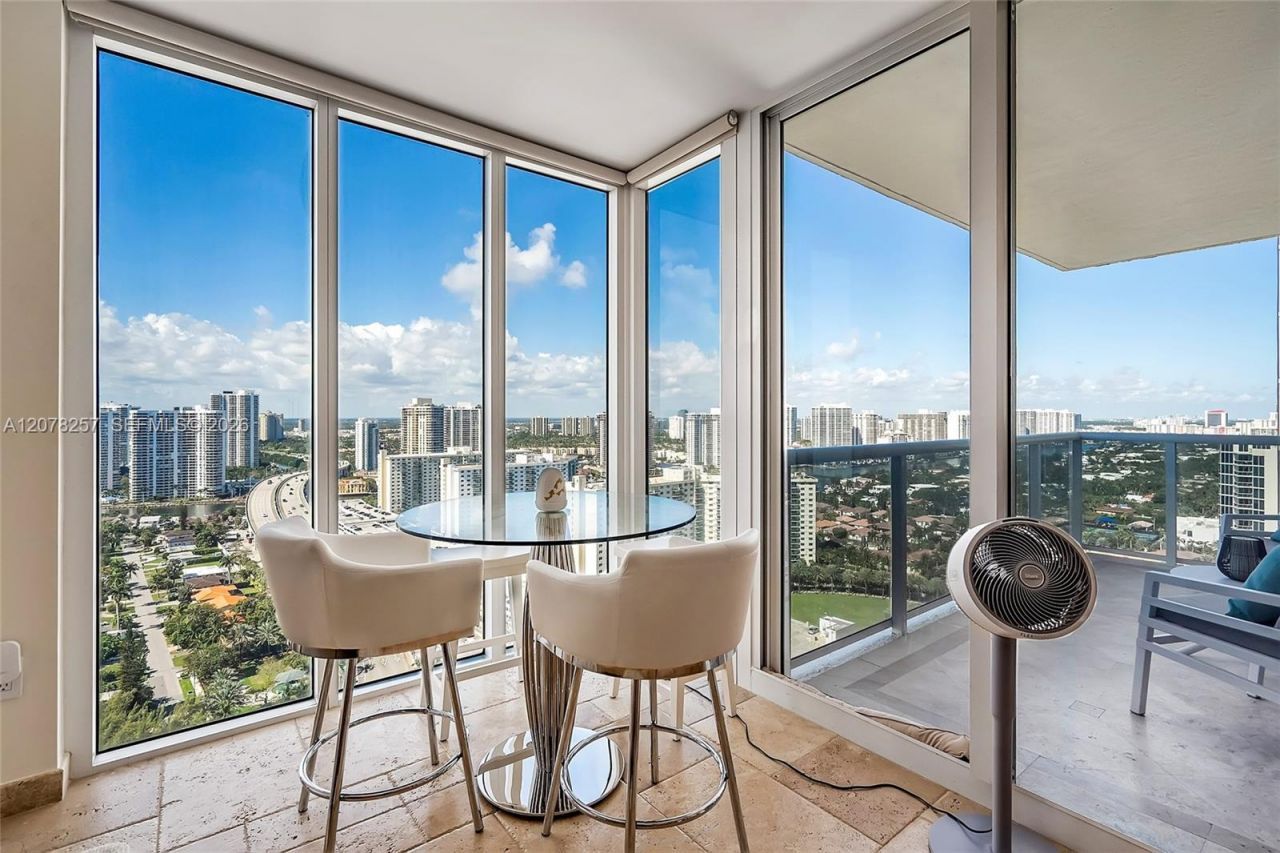 19111 Collins Ave , Unit 2705, Sunny Isles Beach, FL 33160 Photo