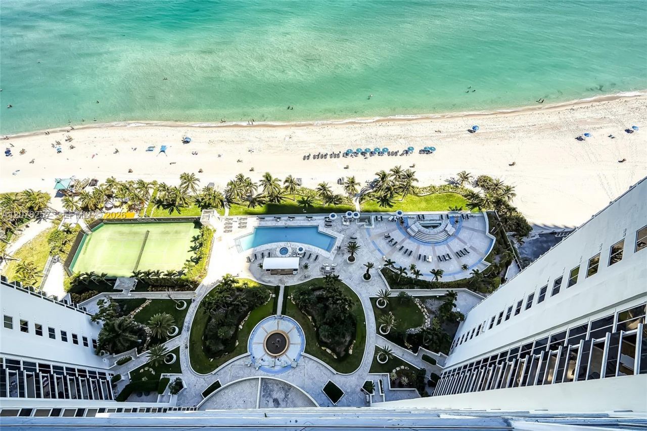 19111 Collins Ave , Unit 2705, Sunny Isles Beach, FL 33160 Photo