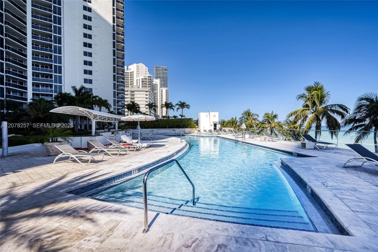 19111 Collins Ave , Unit 2705, Sunny Isles Beach, FL 33160 Photo