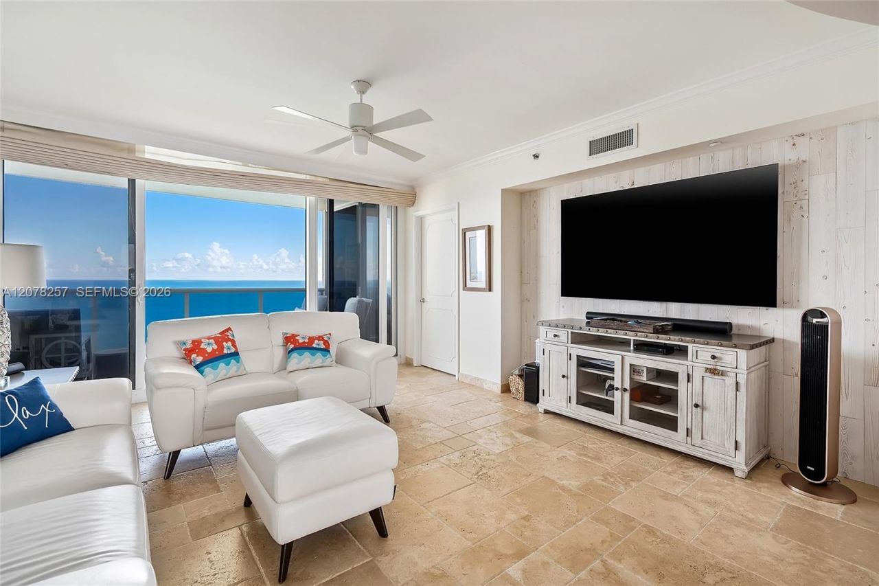 19111 Collins Ave , Unit 2705, Sunny Isles Beach, FL 33160 Photo