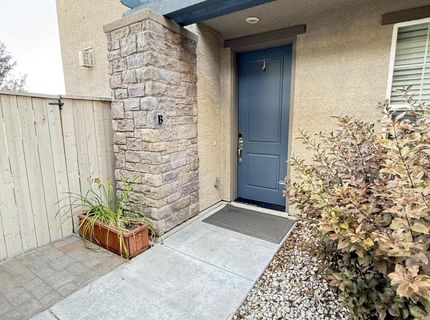 1980 Dark Horse Road, Unit B, Reno, NV 89521 Photo