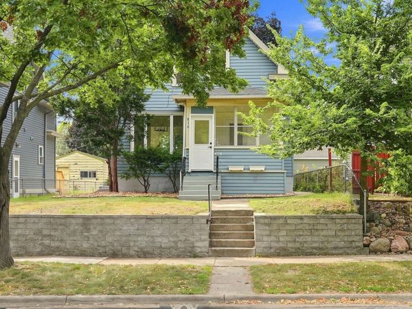 810 Van Buren Avenue, Saint Paul, MN 55104
