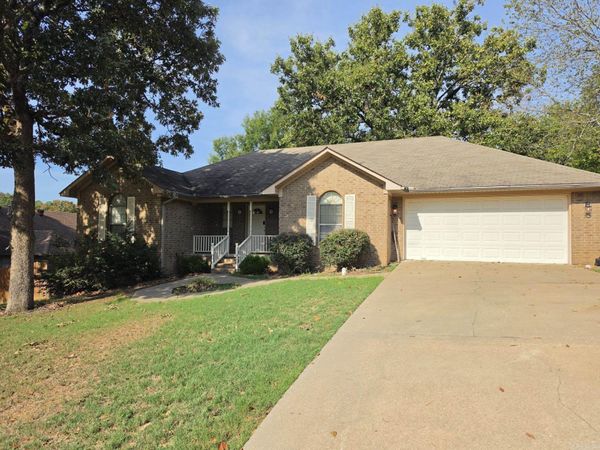 1685 Nuthatch Cir, Conway, AR 72034