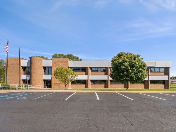 121 Clover Street, Holland, MI 49423