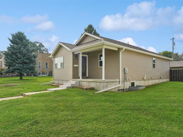 119 W Division Street, Colfax, IA 50054