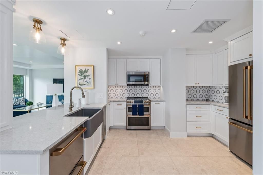 2170 Gulf Shore Blvd N, Unit 41E, Naples, FL 34102 Photo