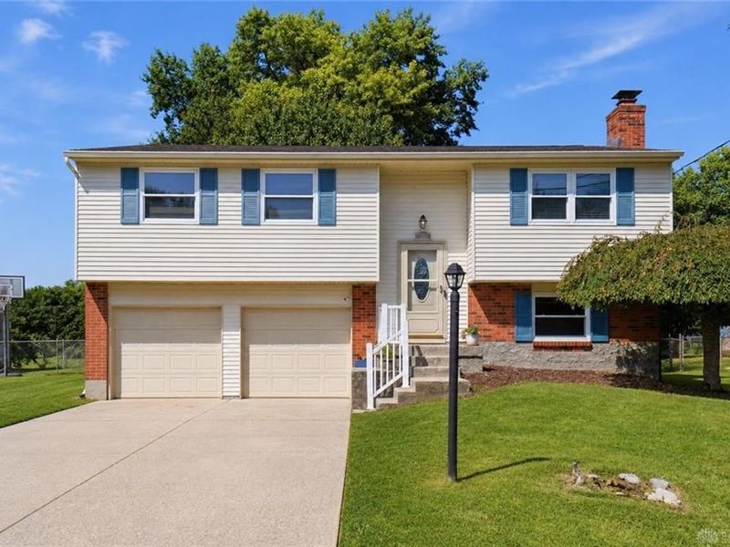 1386 Stone Drive, Harrison, OH 45030 Photo 2