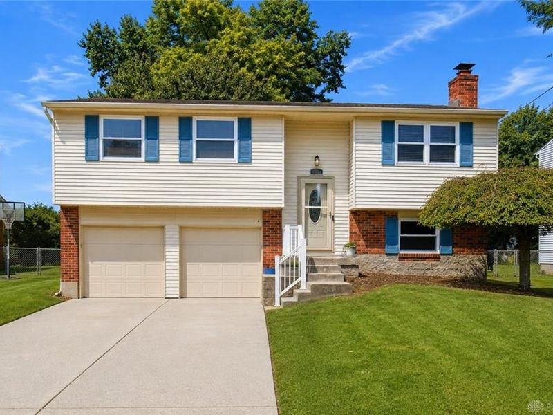 1386 Stone Drive, Harrison, OH 45030 Photo 3