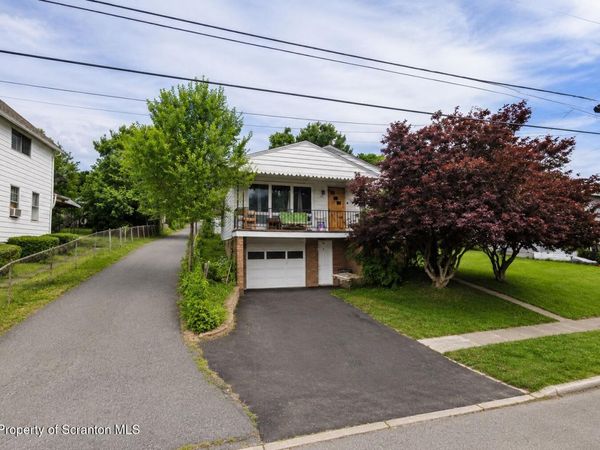 810 E Locust Street , Scranton, PA 18505