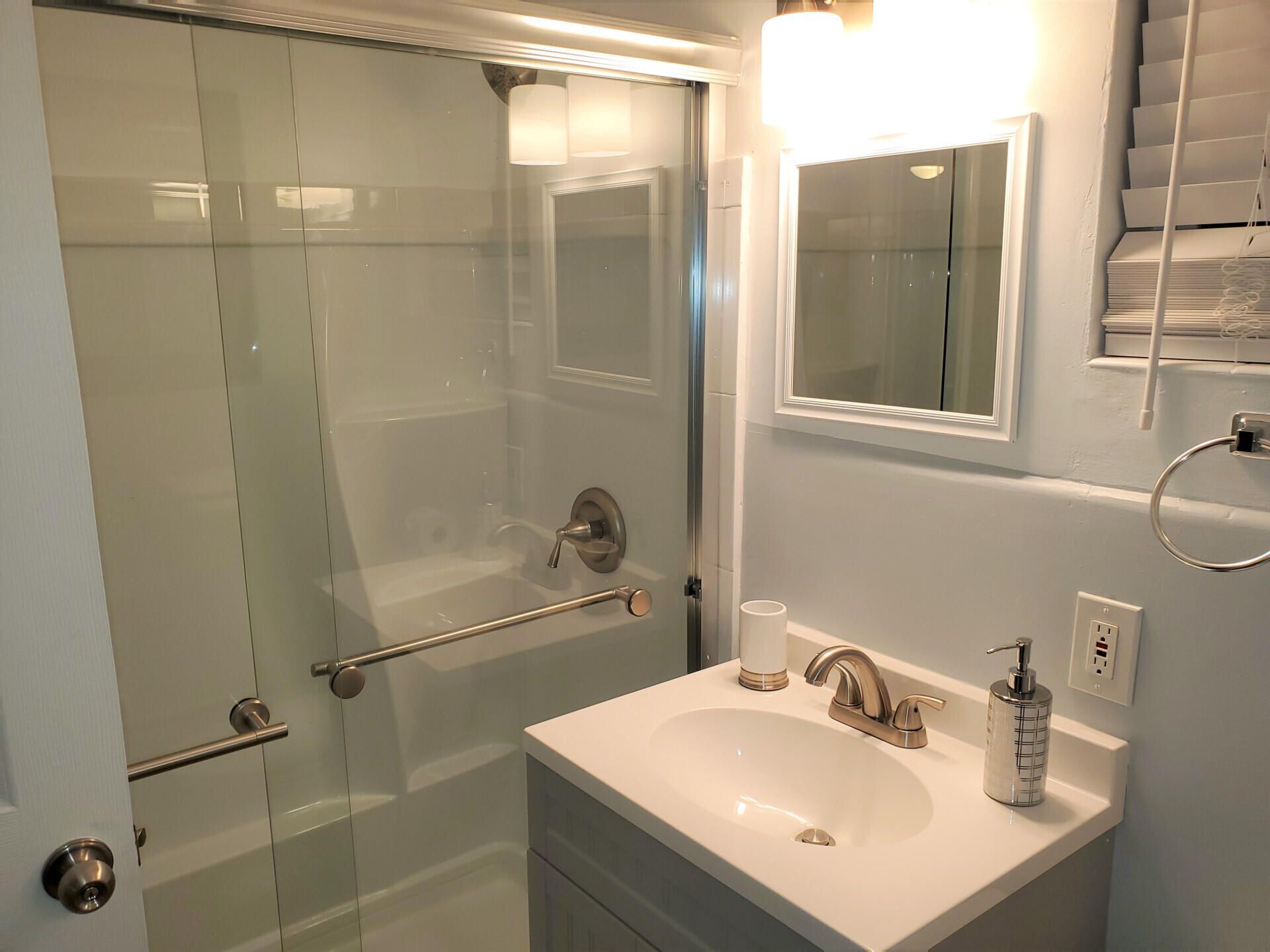 413 SE 23rd Street, Fort Lauderdale, FL 33316 Photo